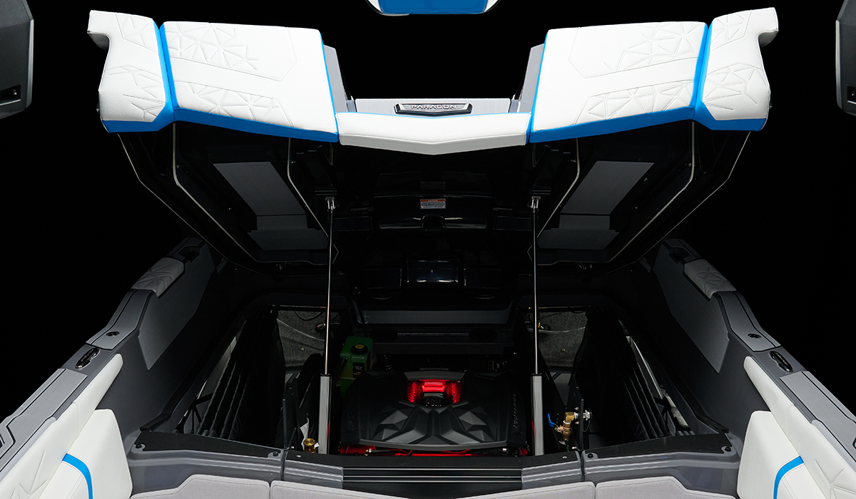 Capotă motor acționată electric