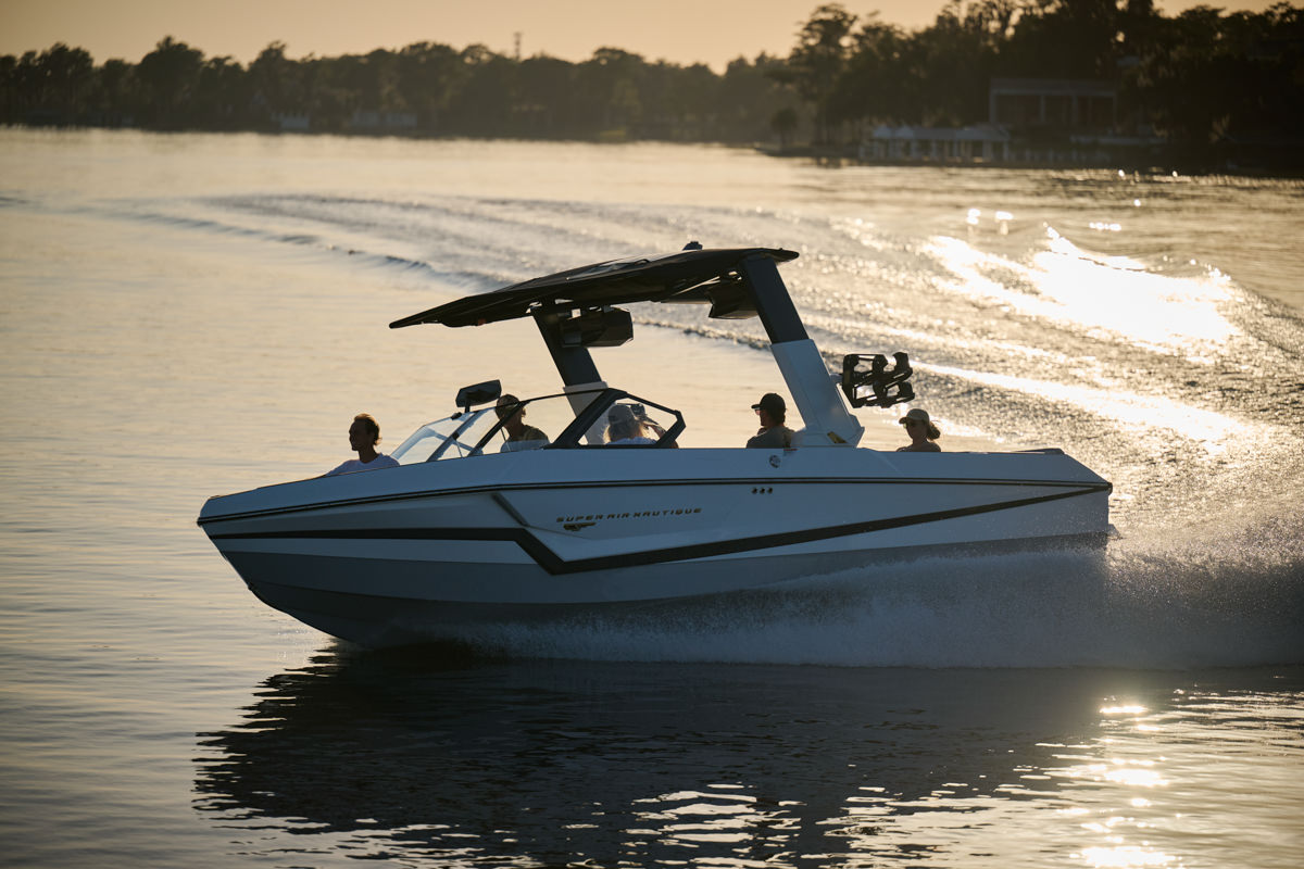 Super Air Nautique S25 - Exterior 4